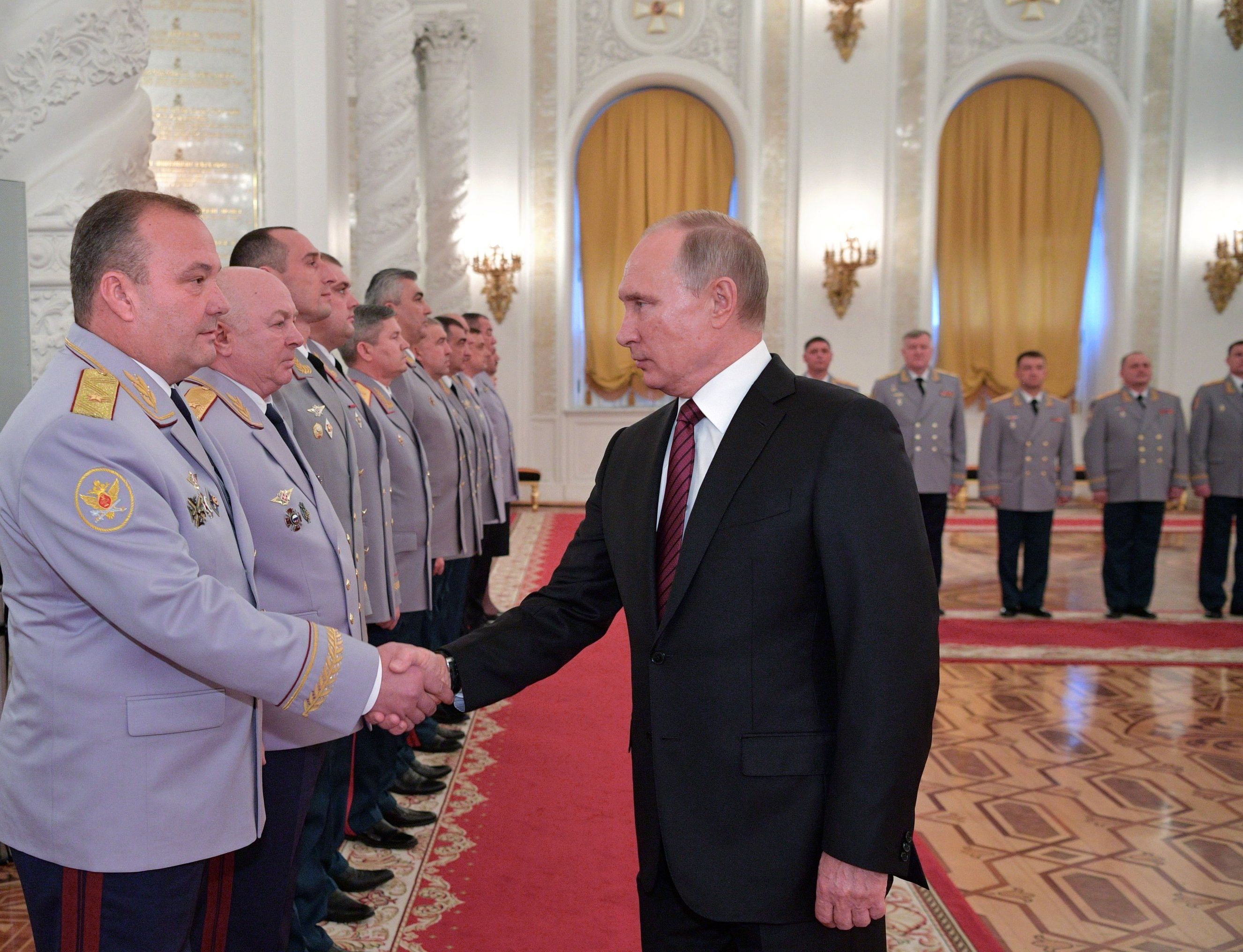 Президент РФ В. Путин встретился с высшими офицерами в Кремле Президент РФ В. Путин встретился с высшими офицерами в Кремле