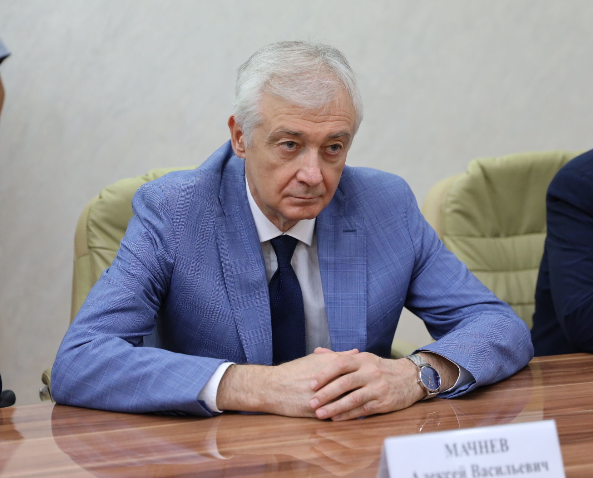 Встреча президента Анатолия Бибилова с делегацией Северной Осетии Встреча президента Анатолия Бибилова с делегацией Северной Осетии