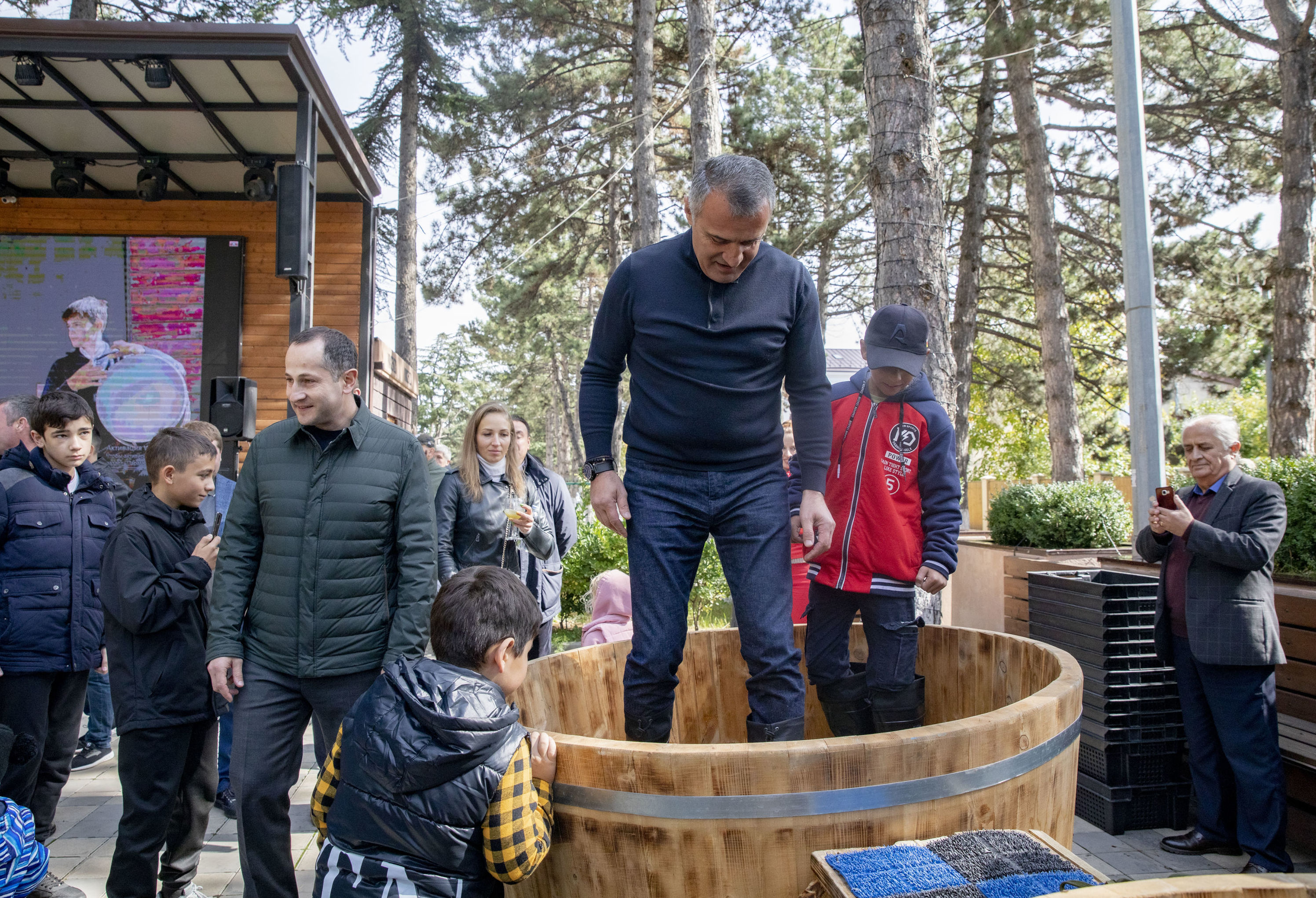 Праздник сбора урожая в Цхинвале Праздник сбора урожая в Цхинвале