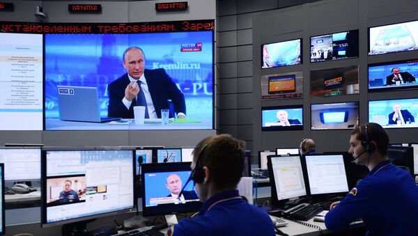 Трансляция Прямой линии с Владимиром Путиным - Sputnik Южная Осетия
