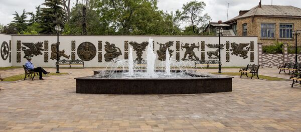 Фонтан Путины уынгыл скверы Фонтан Путины уынгыл скверы - Sputnik Хуссар Ирыстон