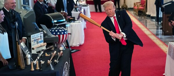Президент США Дональд Трамп во время шоу Дух Америки в Белом Доме, Вашингтон Президент США Дональд Трамп во время шоу Дух Америки в Белом Доме, Вашингтон - Sputnik Южная Осетия