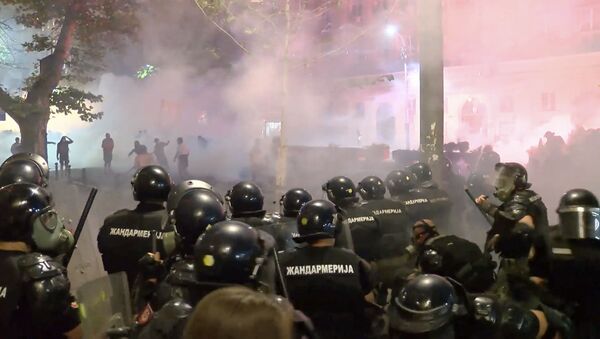 Протесты в Сербии: кто на самом деле стоит за беспорядками в Белграде? - Sputnik Южная Осетия