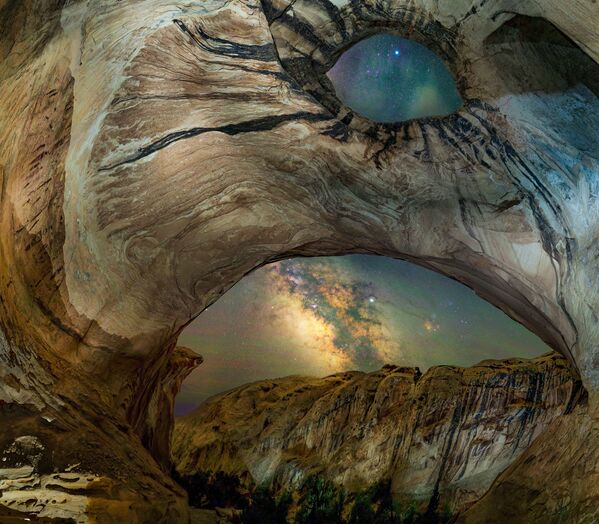 Снимок The Cave of the Wild Horses американского фотографа Bryony Richards из категории Skyscapes, попавший в шортлист конкурса Insight Investment Astronomy Photographer of the Year 2020  - Sputnik Южная Осетия