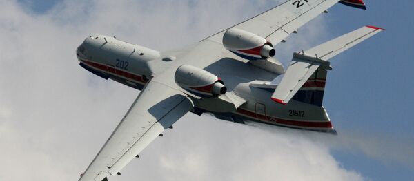 Многоцелевой самолет-амфибия Бе-200. Архивное фото Многоцелевой самолет-амфибия Бе-200. Архивное фото - Sputnik Южная Осетия