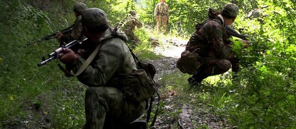 С Батальоном спецназа МО РЮО проводятся сборы в полевых условия С Батальоном спецназа МО РЮО проводятся сборы в полевых условия - Sputnik Южная Осетия