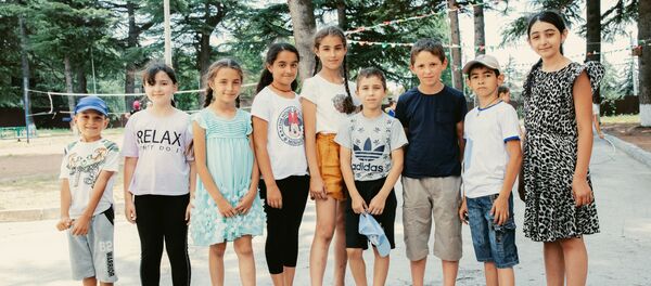 Детский лагерь на базе школы-интерната Детский лагерь на базе школы-интерната - Sputnik Южная Осетия