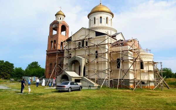 Строительство Петропавловского храма в Эльхотово  - Sputnik Южная Осетия