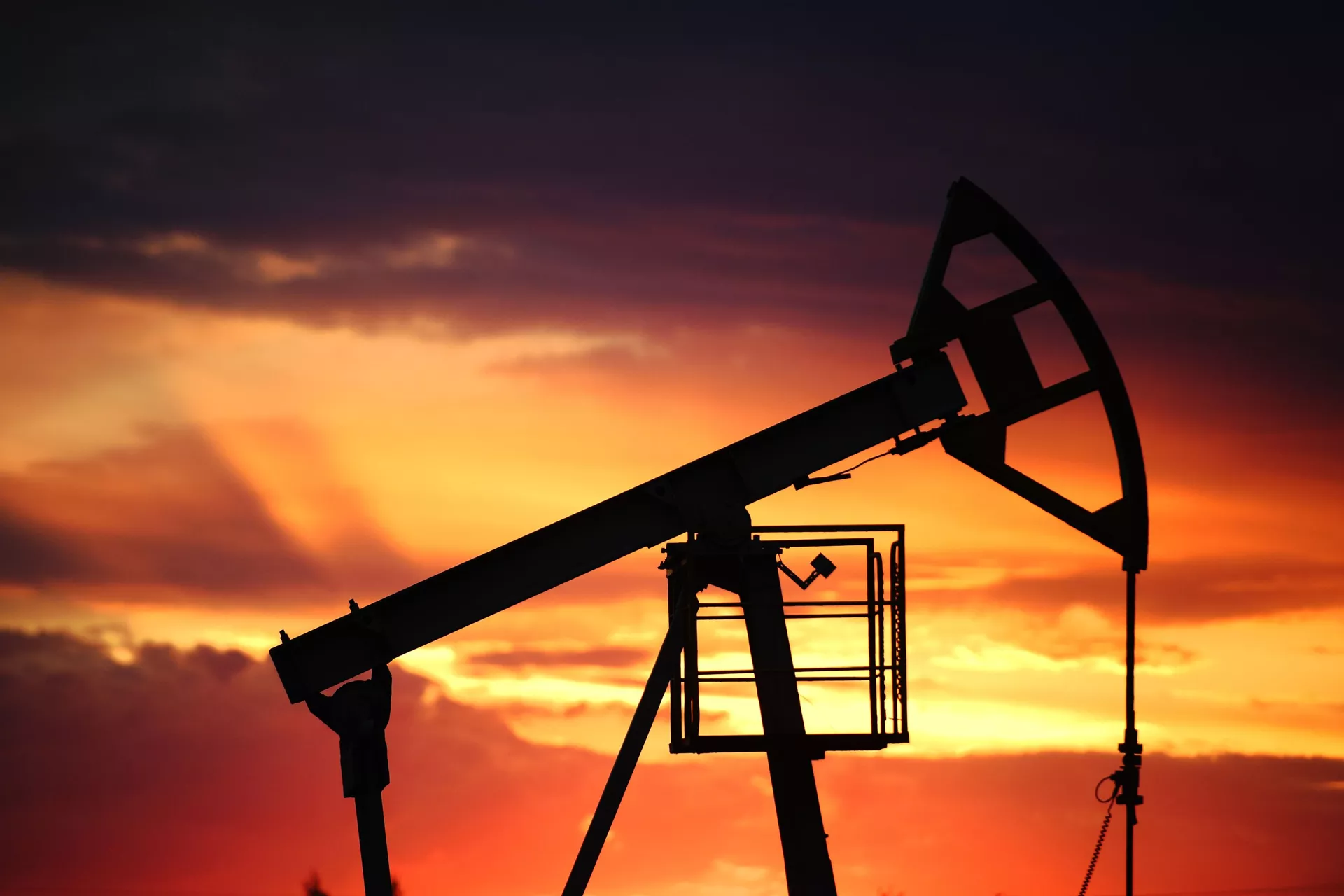 Добыча нефти, архивное фото - Sputnik Южная Осетия, 1920, 26.10.2021