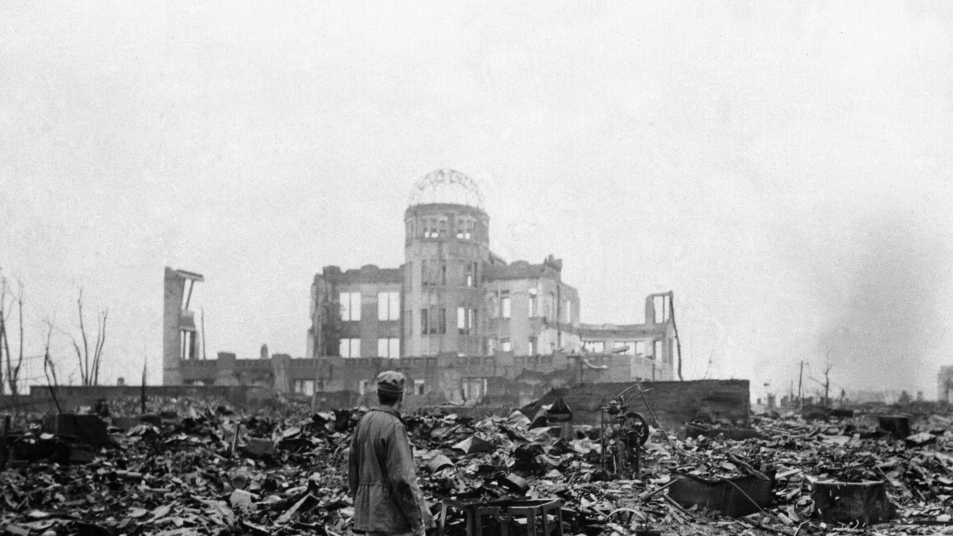 Разрушенный кинотеатр в Хиросиме, 8 сентября 1945 год  - Sputnik Южная Осетия, 1920, 15.08.2022