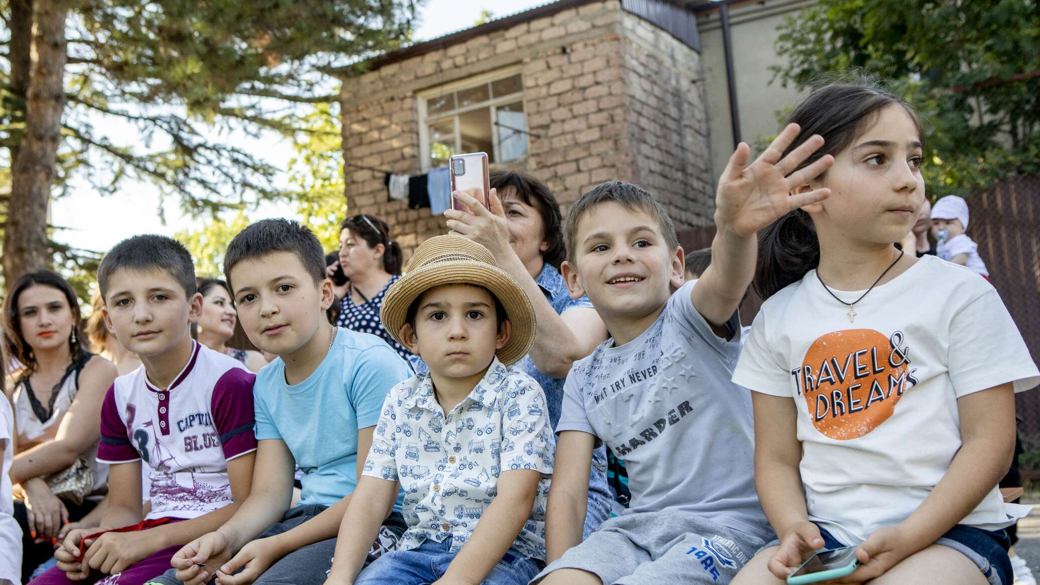 дзау школа. квайса южная осетия. дети осетинов и русских. мбдоу 86 владикавказ. праздник в осетии ребенок.