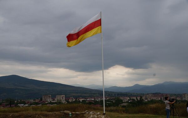 На территории военной базы ЮВО прошли памятные мероприятия, посвященные 12-й годовщине августовских событий - Sputnik Южная Осетия