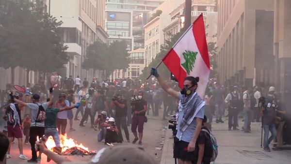 Ливанцы добились отставки правительства после взрывов в Бейруте - Sputnik Южная Осетия