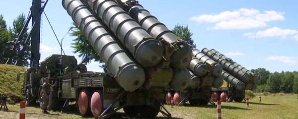 Калининград под куполом: расчеты С-400 ПВО Балтийского флота отразили авианалет условного противника Калининград под куполом: расчеты С-400 ПВО Балтийского флота отразили авианалет условного противника - Sputnik Южная Осетия