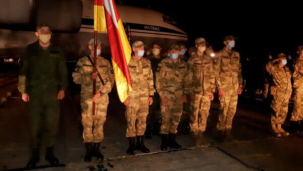 Команда Минобороны РЮО прибыла в Новосибирск для участия в Армейских международных играх Армия-2020 - Sputnik Южная Осетия