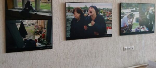 В Волгограде представили фотовыставку, посвященную теракту в Беслане В Волгограде представили фотовыставку, посвященную теракту в Беслане - Sputnik Южная Осетия