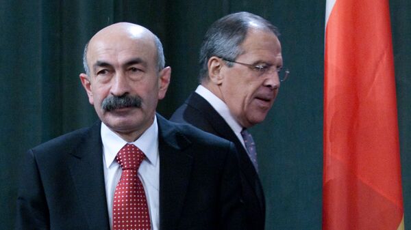 Министры иностранных дел России и Южной Осетии Сергей Лавров и Мурат Джиоев на встрече в 2010 году.  - Sputnik Южная Осетия