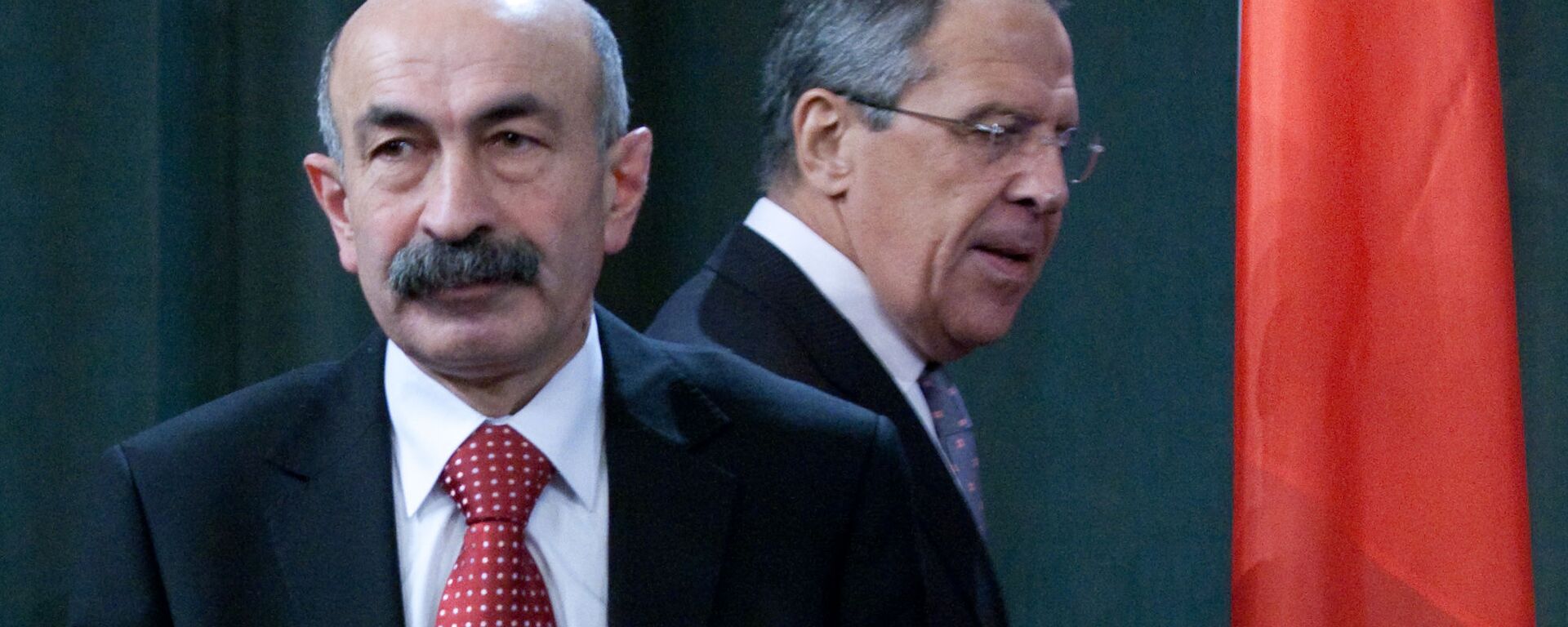 Министры иностранных дел России и Южной Осетии Сергей Лавров и Мурат Джиоев на встрече в 2010 году.  - Sputnik Южная Осетия, 1920, 25.08.2020