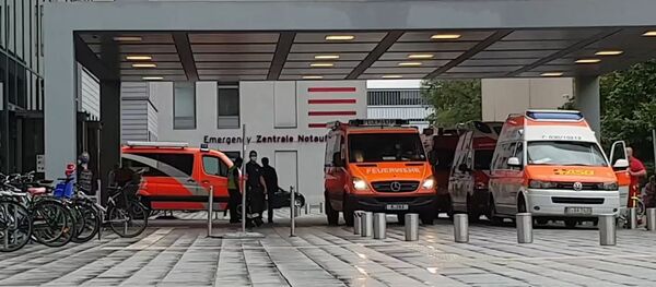 Алексей Навальный доставлен в берлинскую клинику Шарите Алексей Навальный доставлен в берлинскую клинику Шарите - Sputnik Южная Осетия