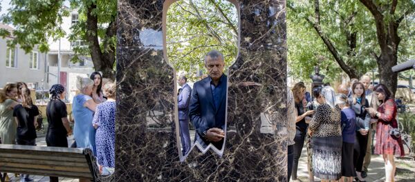 Цхинвалы бакодтой цырт ӕбӕрӕгӕй фесӕфгӕ адӕмӕн Цхинвалы бакодтой цырт ӕбӕрӕгӕй фесӕфгӕ адӕмӕн - Sputnik Хуссар Ирыстон
