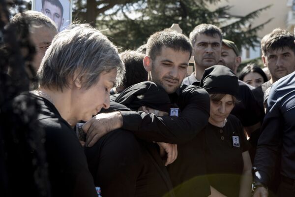 Похороны Инала Джабиева - Sputnik Южная Осетия