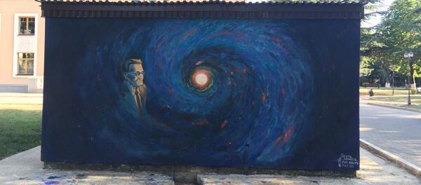 Граффити, посвященное известному осетинскому ученому-филологу Васо Абаеву Граффити, посвященное известному осетинскому ученому-филологу Васо Абаеву - Sputnik Южная Осетия