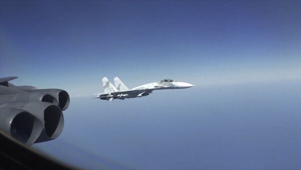 Мешают отрабатывать авиаудары: в США возмущены перехватами своих B-52 российскими истребителями - Sputnik Южная Осетия