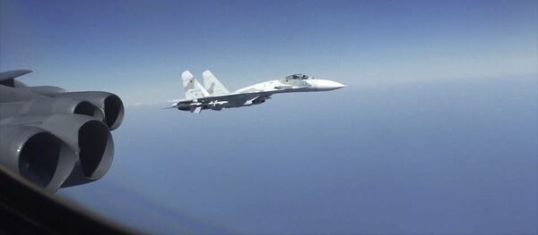 Мешают отрабатывать авиаудары: в США возмущены перехватами своих B-52 российскими истребителями - Sputnik Южная Осетия