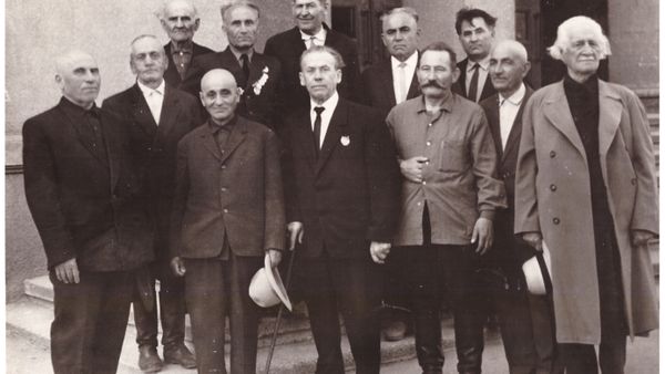 Ветераны 2-ой Юго-Осетинской бригады на встрече в Цхинвале (1968 год)  - Sputnik Южная Осетия