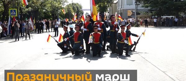 Да здравствует Республика. Как в Южной Осетии прошел военный парад Да здравствует Республика. Как в Южной Осетии прошел военный парад - Sputnik Южная Осетия
