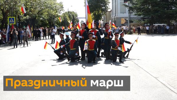Да здравствует Республика. Как в Южной Осетии прошел военный парад - Sputnik Южная Осетия