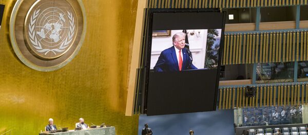 Фрагмент трансляции выступления президента США Дональда Трампа с видеообращением на 75-й сессии Генассамблеи ООН Фрагмент трансляции выступления президента США Дональда Трампа с видеообращением на 75-й сессии Генассамблеи ООН - Sputnik Южная Осетия