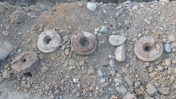 В Цхинвале рабочие наткнулись на противотанковые мины - Sputnik Южная Осетия