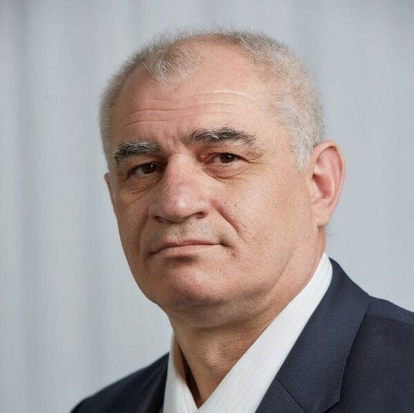 Ничего хорошего на войне нет: Алексей Хабалов о том, как попал добровольцем в Абхазию Ничего хорошего на войне нет: Алексей Хабалов о том, как попал добровольцем в Абхазию - Sputnik Южная Осетия