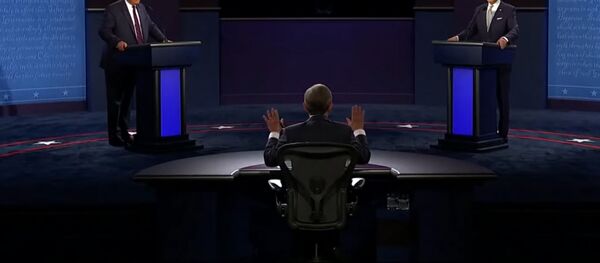 Обвинения и оскорбления: как прошел первый раунд президентских дебатов в США - Sputnik Южная Осетия