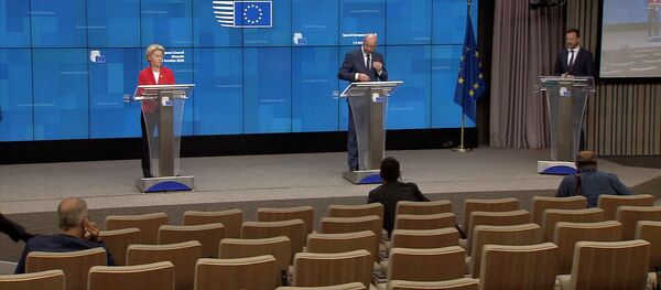 Курс на разрыв: ЕС вводит санкции против Беларуси. Чего ждать от Минска Курс на разрыв: ЕС вводит санкции против Беларуси. Чего ждать от Минска - Sputnik Южная Осетия