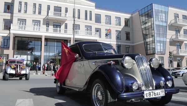 Автопробег с раритетной техникой времен Великой Победы прошел в Цхинвале - Sputnik Южная Осетия