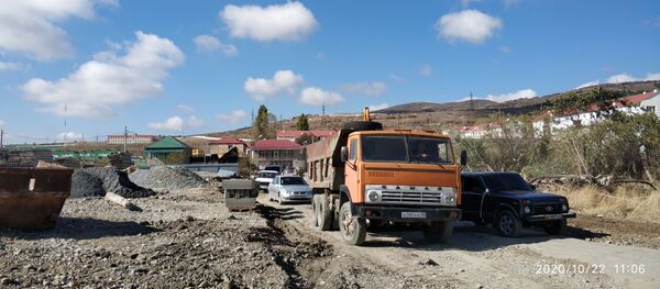 При строительстве дороги в микрорайон БАМ учли пожелания жителей При строительстве дороги в микрорайон БАМ учли пожелания жителей - Sputnik Южная Осетия