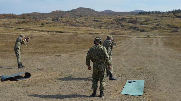 В Южной Осетии омоновцы определили лучших стрелков из Калашникова В Южной Осетии омоновцы определили лучших стрелков из Калашникова - Sputnik Южная Осетия