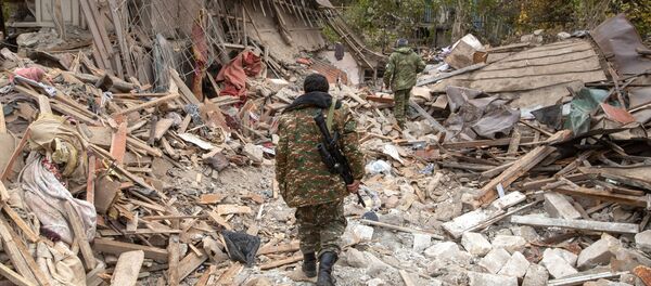 Нагорный Карабах во время обострения конфликта Нагорный Карабах во время обострения конфликта - Sputnik Южная Осетия