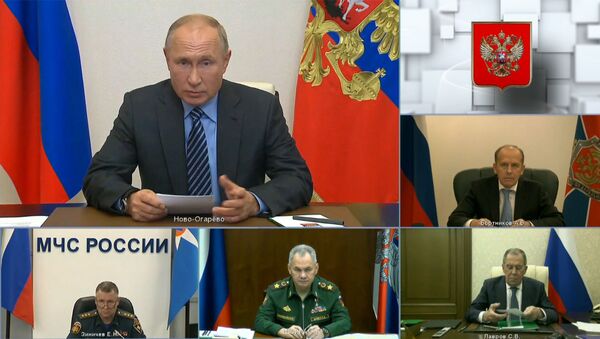 Шойгу доложил Путину о ходе миротворческой операции в Карабахе - Sputnik Южная Осетия