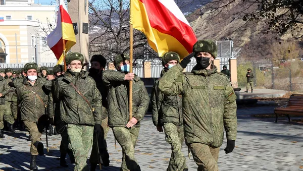 На Аллее Славы прошла репетиция приведения новобранцев к присяге - Sputnik Южная Осетия