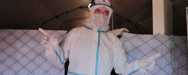 Работают без устали: пациенты госпиталя в Цхинвале об отношении к ним военных медиков Работают без устали: пациенты госпиталя в Цхинвале об отношении к ним военных медиков - Sputnik Южная Осетия