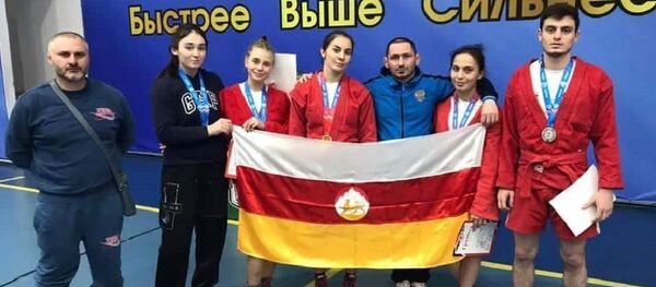 Чемпионат СКФО по самбо: сборная Северной Осетии завоевала 8 наград Чемпионат СКФО по самбо: сборная Северной Осетии завоевала 8 наград - Sputnik Южная Осетия