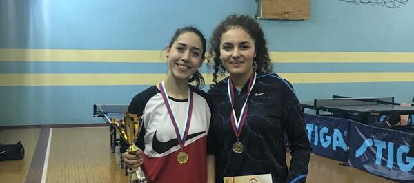 Цхинвайлаг теннисисткӕтӕ ссисты Цӕгат Ирыстоны чемпионаты уӕлахиздзаутӕ ӕмӕ призертӕ Цхинвайлаг теннисисткӕтӕ ссисты Цӕгат Ирыстоны чемпионаты уӕлахиздзаутӕ ӕмӕ призертӕ - Sputnik Хуссар Ирыстон