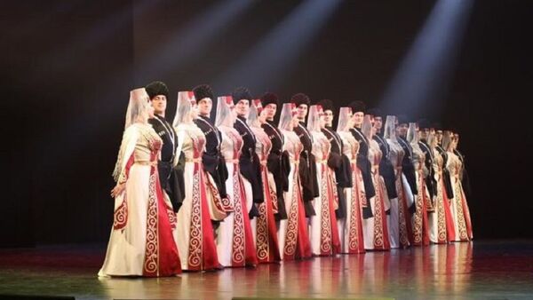 В Цхинвале прошел отчетный концерт Государственного ансамбля песни и танца Симд - Sputnik Южная Осетия