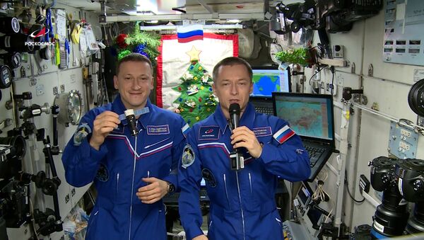 Космонавты Роскосмоса поздравили жителей Земли с Новым годом - Sputnik Южная Осетия