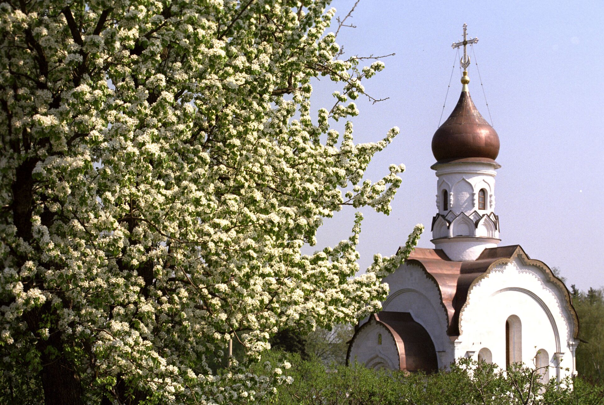 Православные отмечают 14 января день памяти святителя Василия Великого - Sputnik Южная Осетия, 1920, 13.01.2023