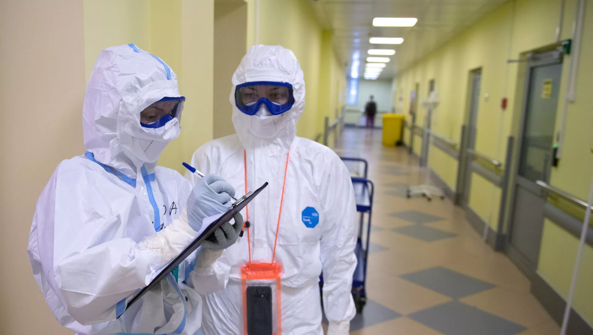 Госпиталь для лечения больных COVID-19 в Тверской областной больнице 