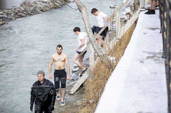 Дӕсгай адӕймӕгтӕ райстой дзуарӕфтыд Хуссар Ирыстоны Доныскъӕфӕнты - Sputnik Хуссар Ирыстон